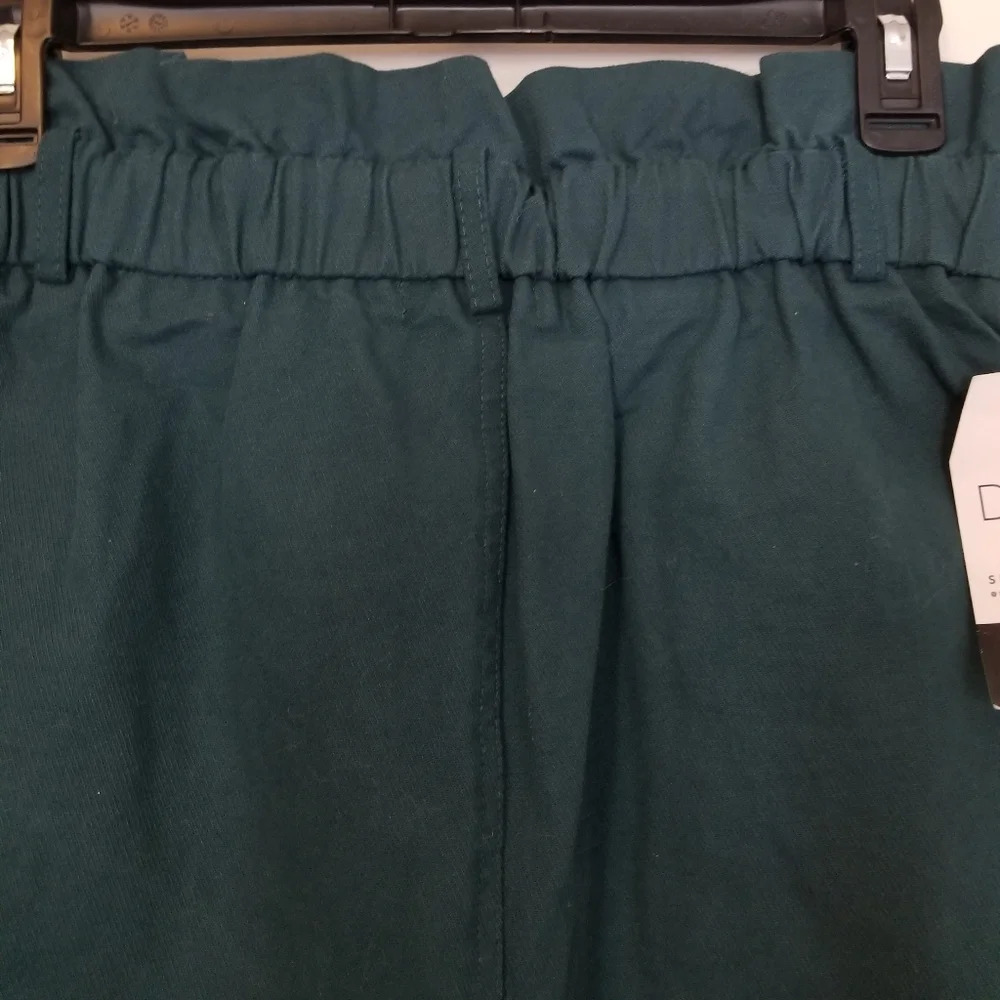 Dress Up Green High Waisted Skirt - Picture 4 of 4